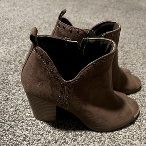 Open toe shoes Roebuck and Co